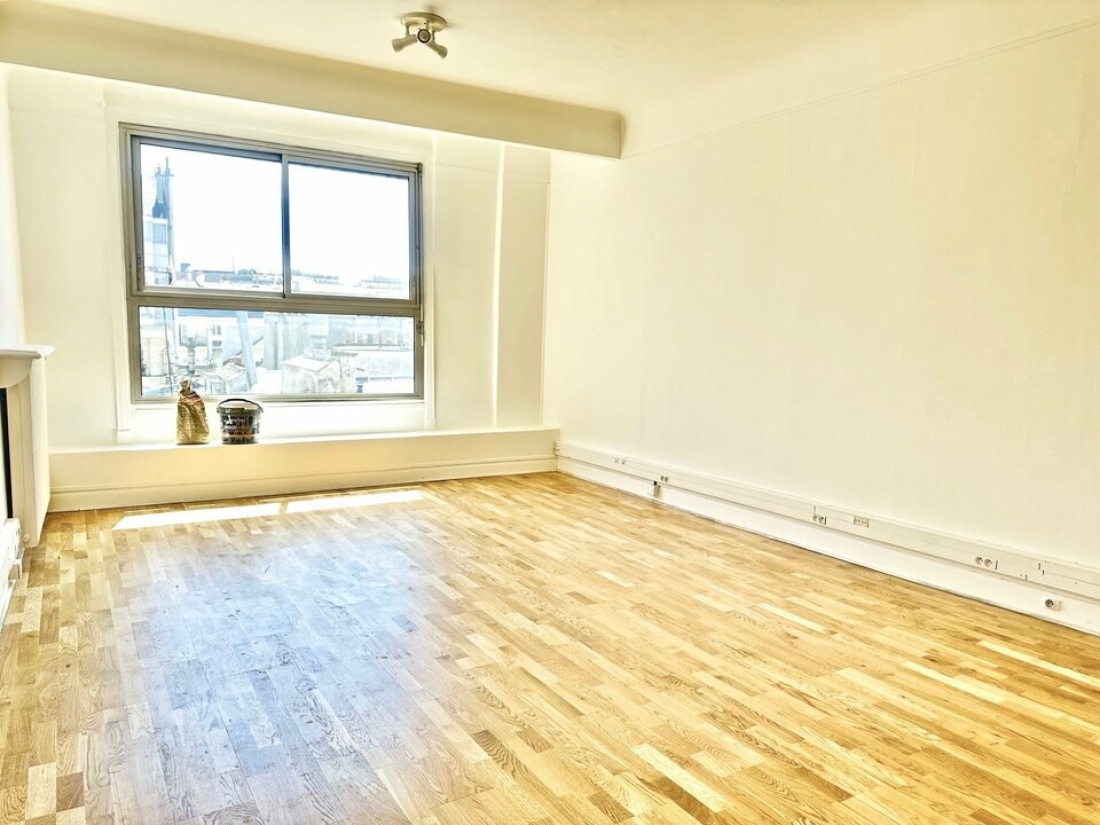 Photo 2 – location bureaux	PARIS (75009)