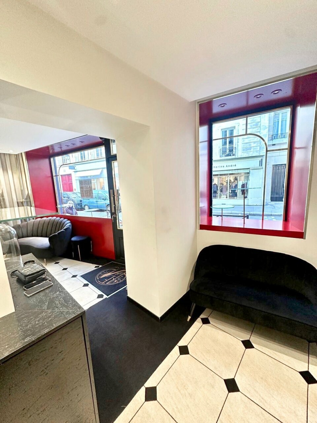 Photo 3 – location commerce	PARIS (75006)