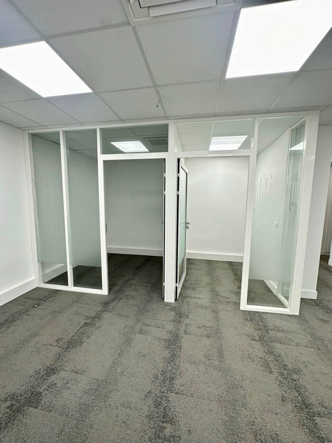 Photo 2 – location bureaux	PARIS (75008)