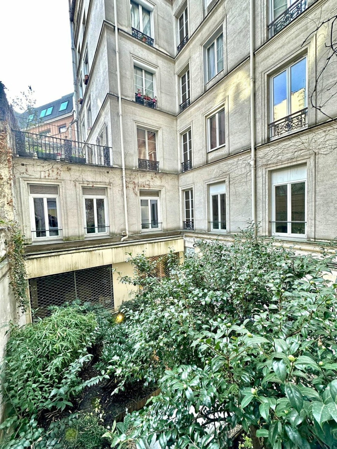 Photo 9 – location bureaux	PARIS (75008)