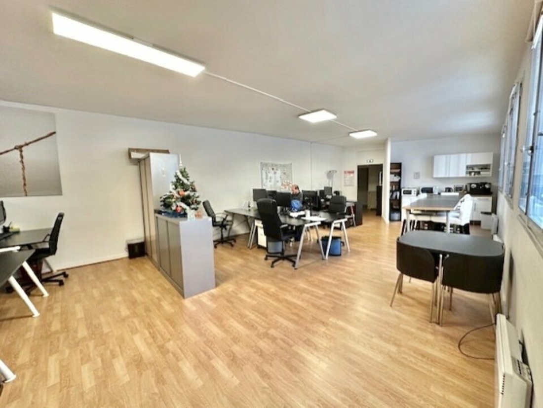Photo 2 – location bureaux	PARIS (75011)
