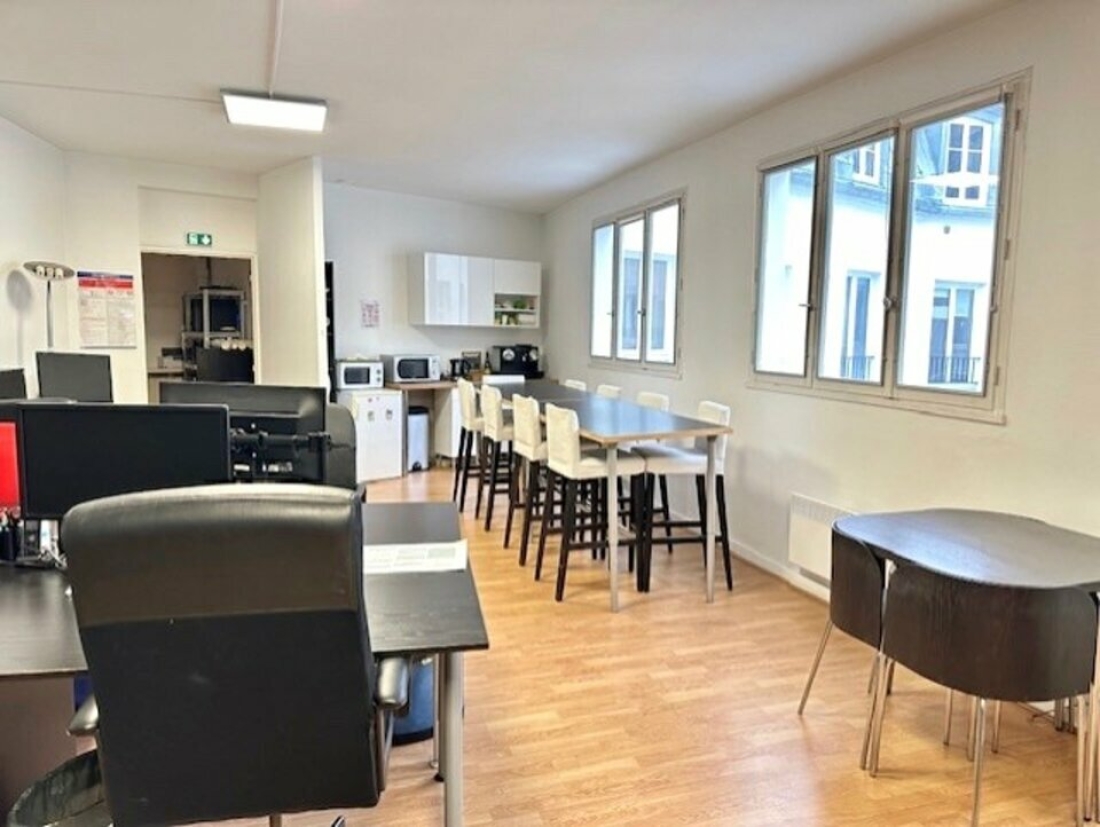 Photo 3 – location bureaux	PARIS (75011)