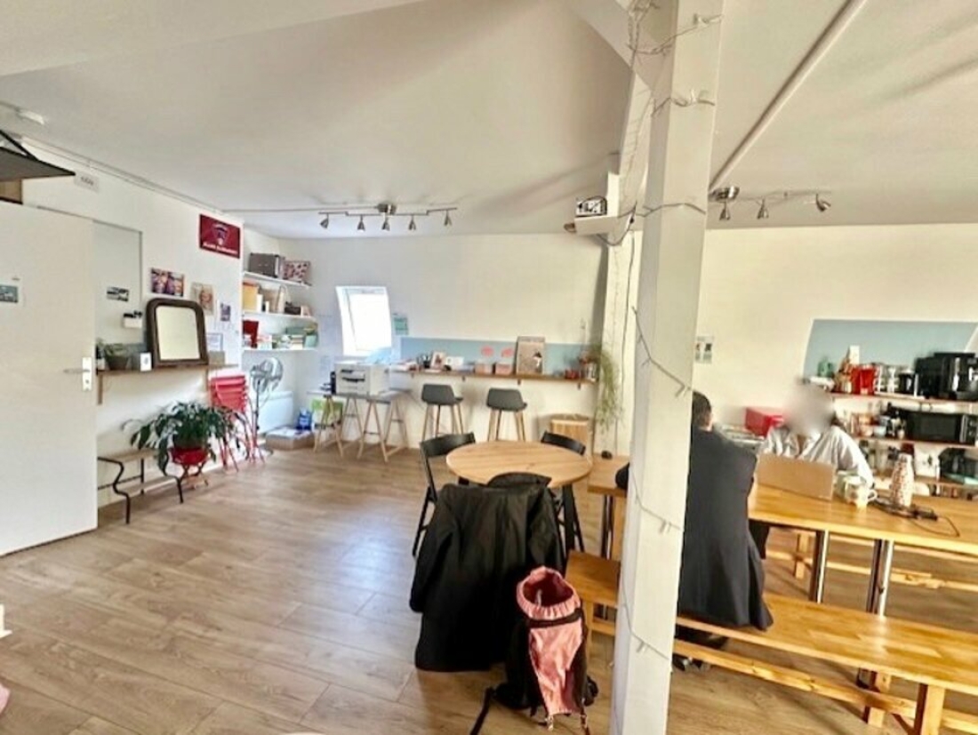Photo 2 – location bureaux	PARIS (75011)