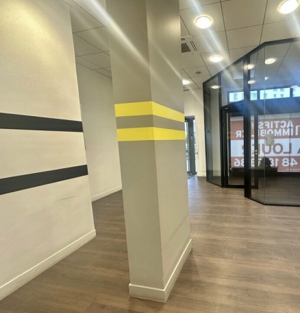 Photo 1 – location commerce	PARIS (75020)