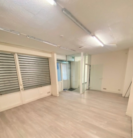 Photo 1 – location bureaux	PARIS (75010)