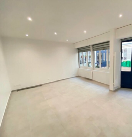 Photo 1 – location bureaux	PARIS (75010)