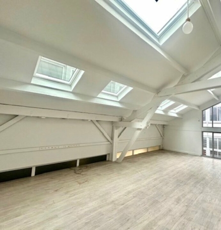 Photo 1 – location bureaux	PARIS (75011)