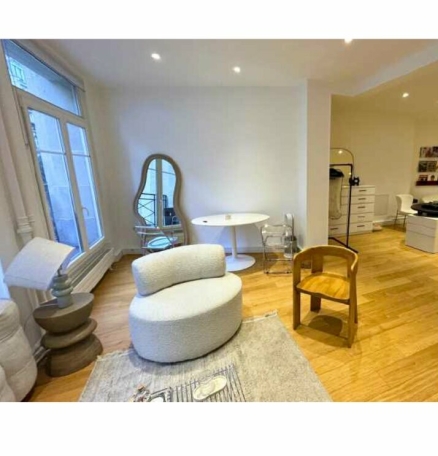Photo 1 – location bureaux	PARIS (75003)