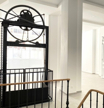 Photo 1 – location bureaux	PARIS (75010)