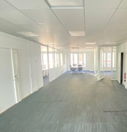 Photo 1 – location bureaux	PARIS (75010)