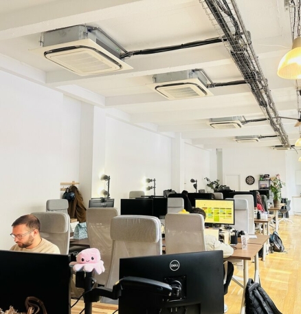 Photo 1 – location bureaux	PARIS (75011)