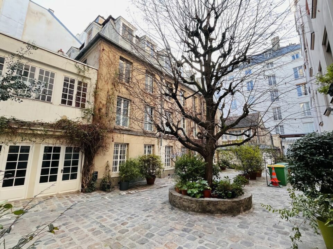 Photo 1 – location bureaux	PARIS (75004)