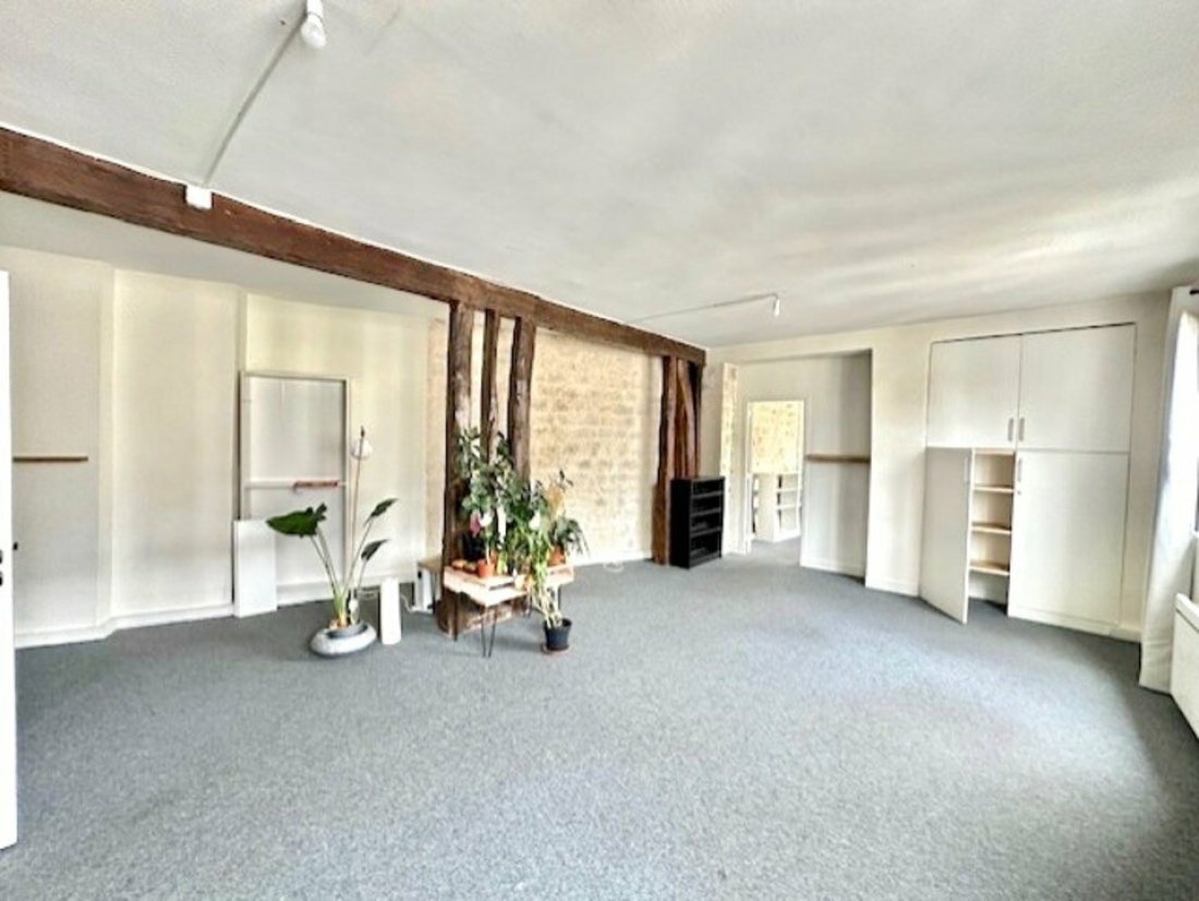 Photo 3 – location bureaux	PARIS (75011)