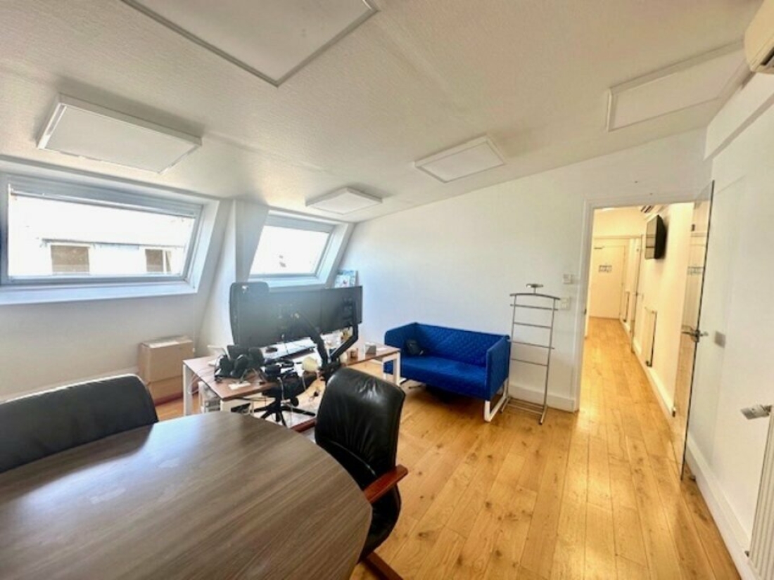 Photo 6 – location bureaux	PARIS (75002)