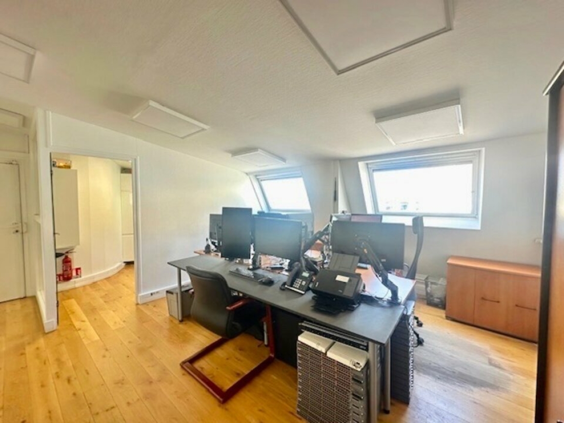 Photo 5 – location bureaux	PARIS (75002)