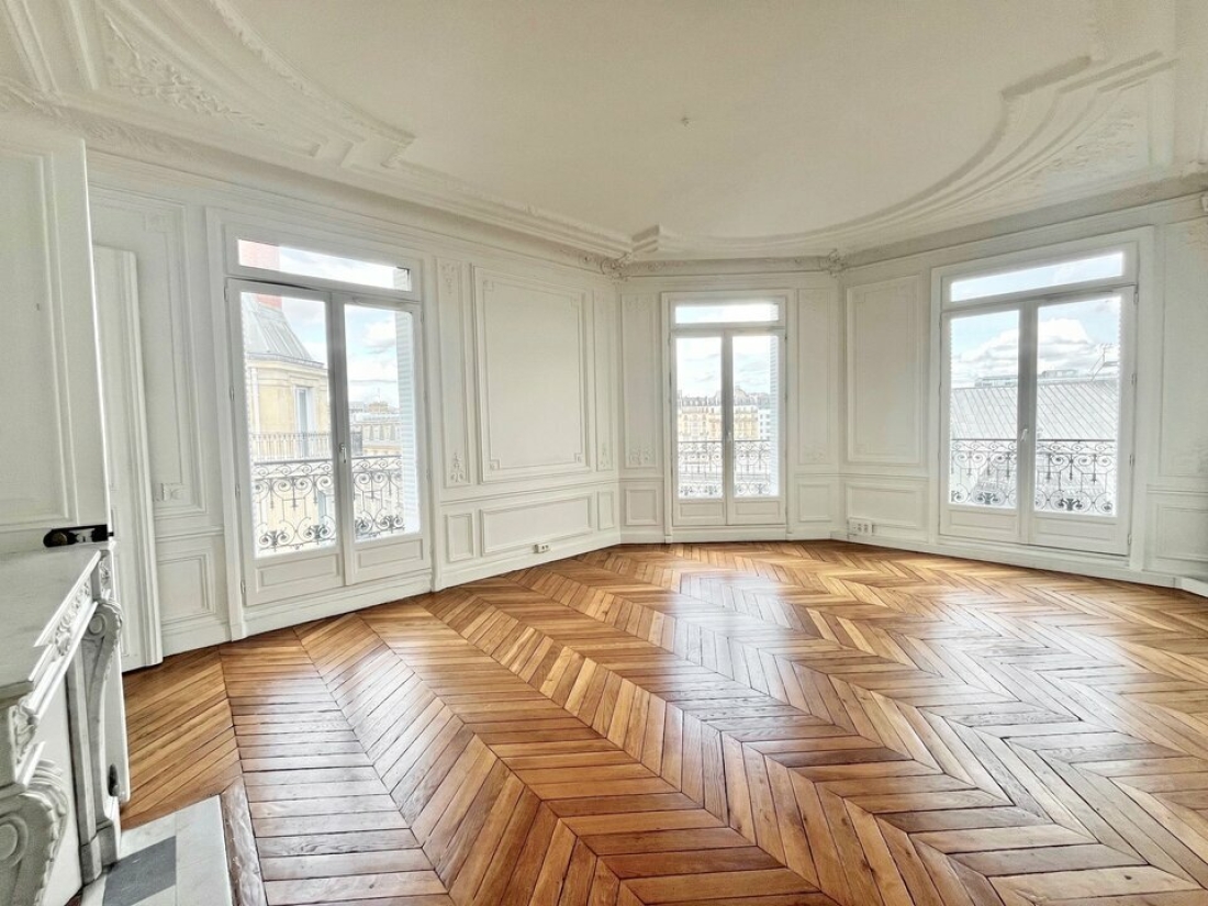 Photo 1 – location bureaux	PARIS (75008)