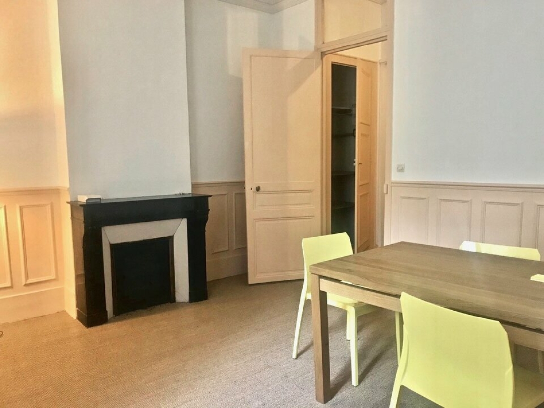 Photo 1 – vente bureaux	PARIS (75017)