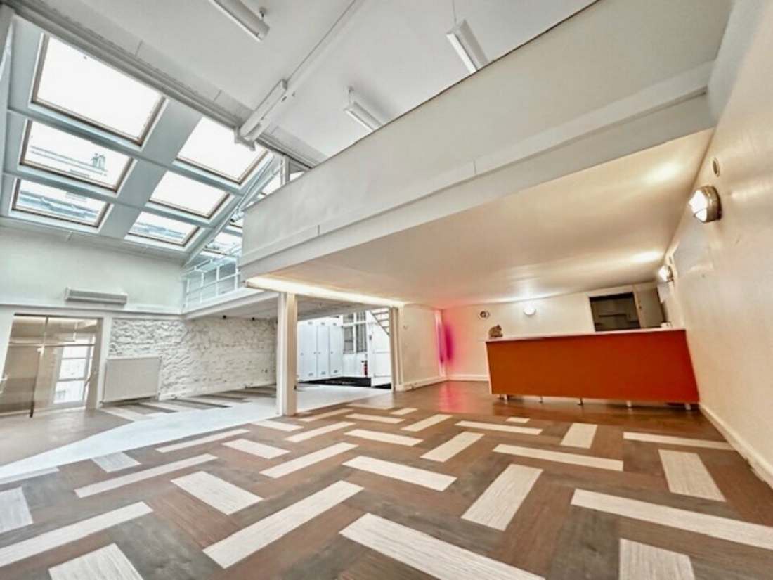 Photo 1 – vente bureaux	PARIS (75012)