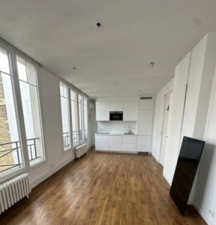Photo 1 – location bureaux	PARIS (75008)