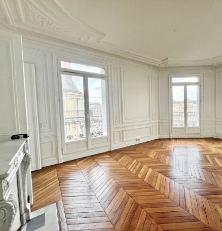 Photo 1 – location bureaux	PARIS (75008)