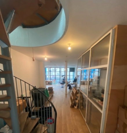Photo 1 – location commerce	PARIS (75010)