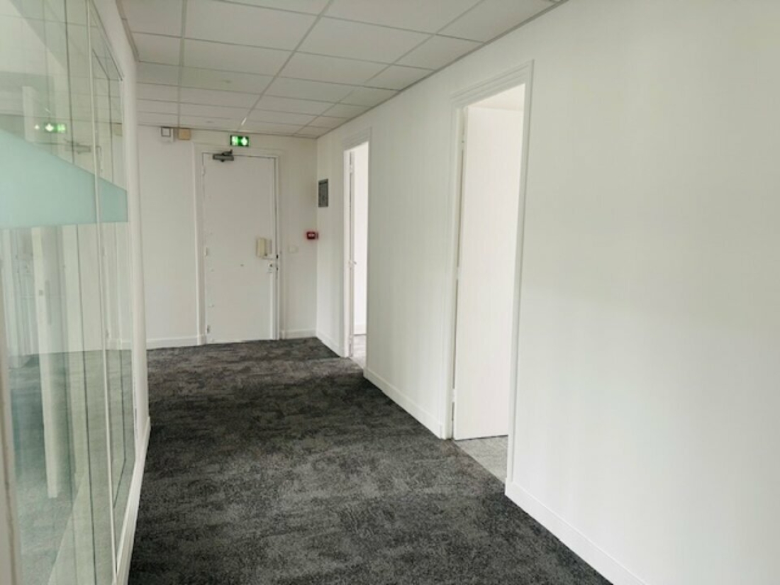 Photo 1 – location bureaux	PARIS (75002)