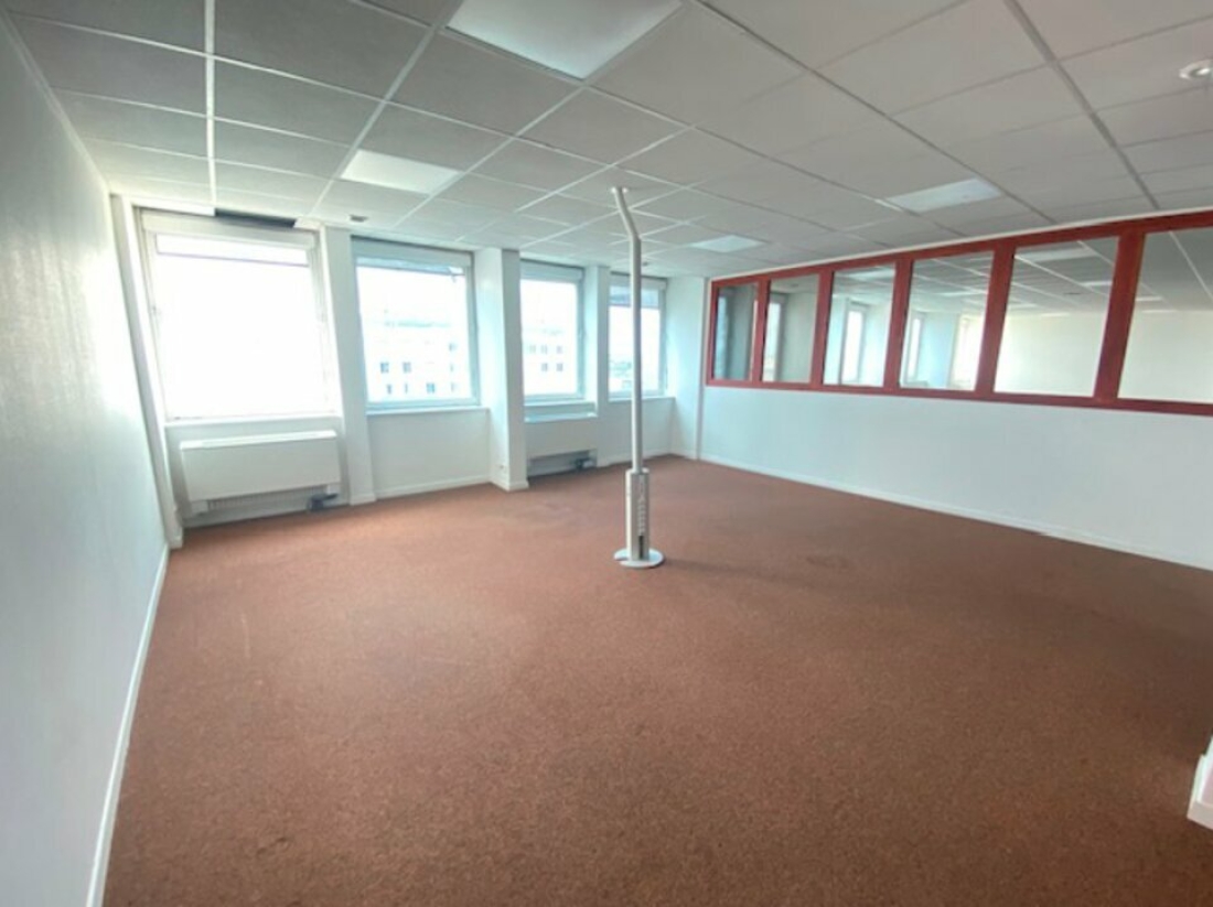 Photo 1 – location bureaux	CLICHY (92110)