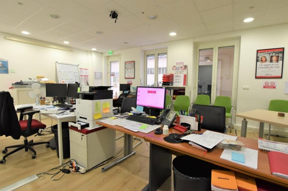Photo 2 – location bureaux	PARIS (75009)