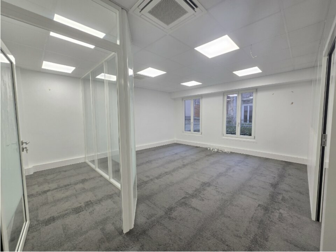 Photo 3 – location bureaux	PARIS (75008)