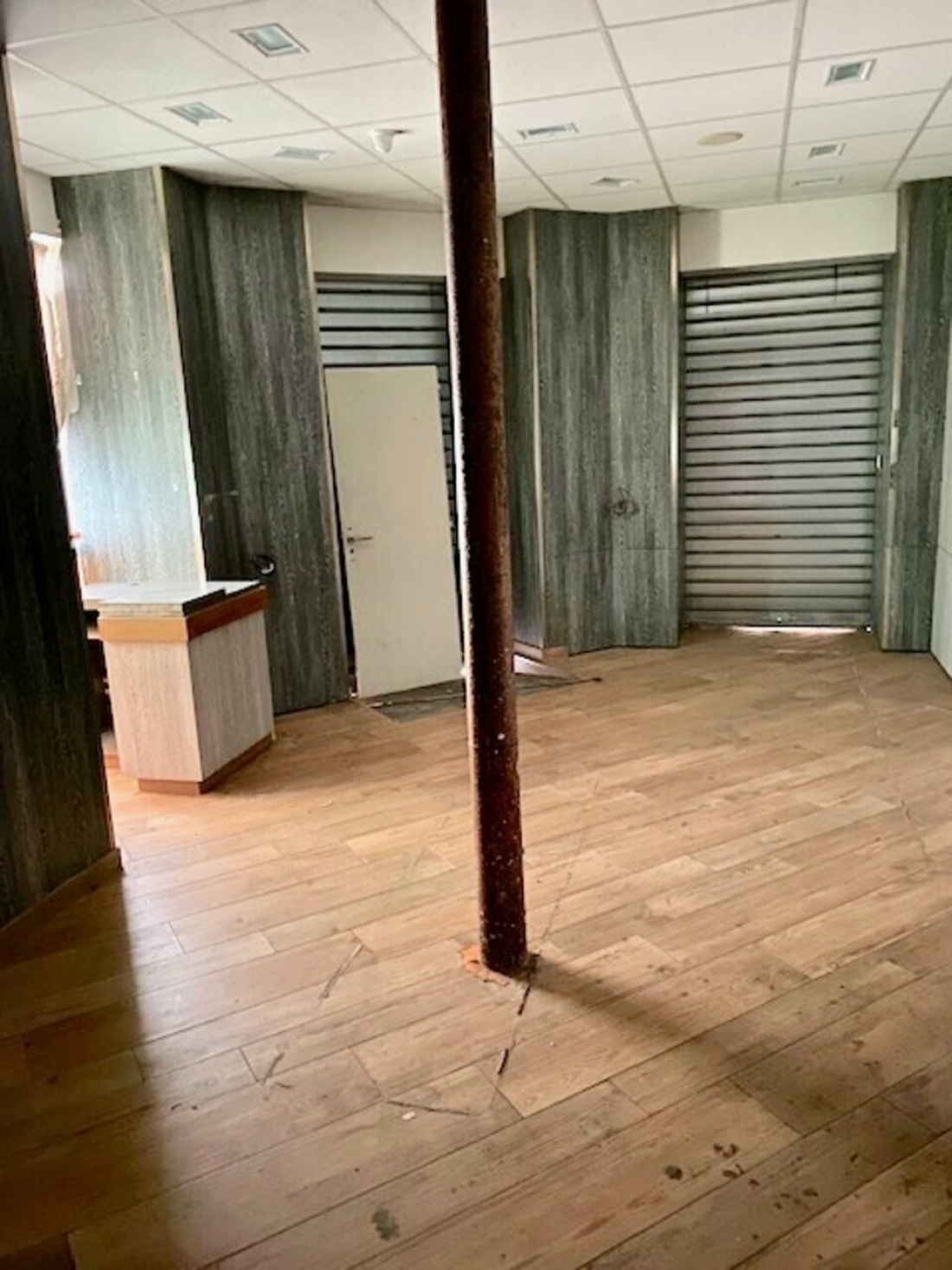 Photo 2 – location commerce	PARIS (75005)