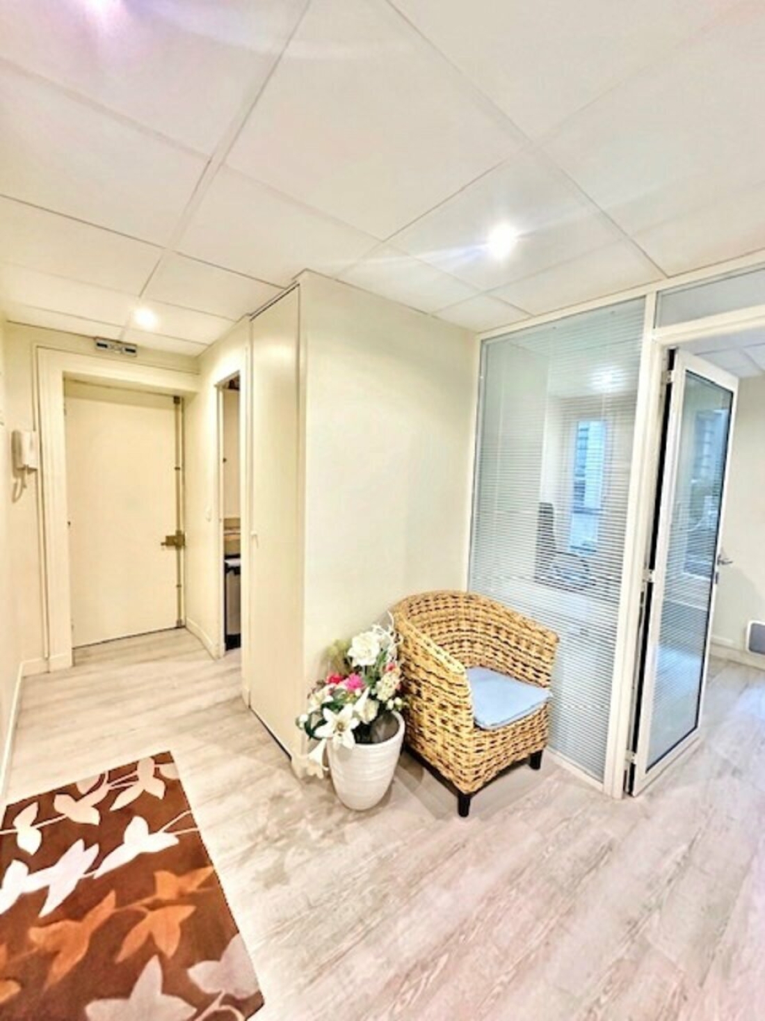 Photo 2 – location bureaux	PARIS (75009)