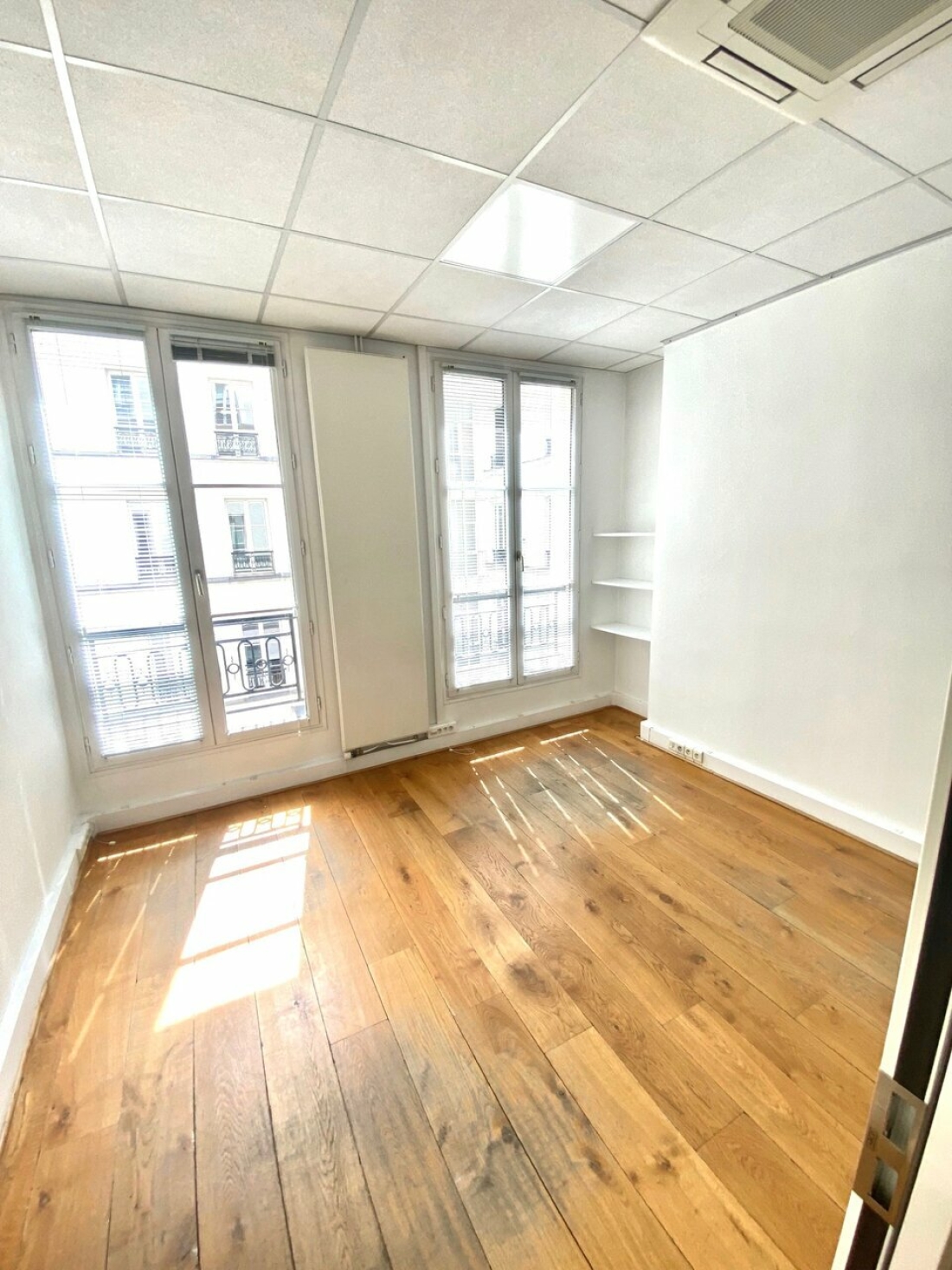 Photo 6 – location bureaux	PARIS (75008)