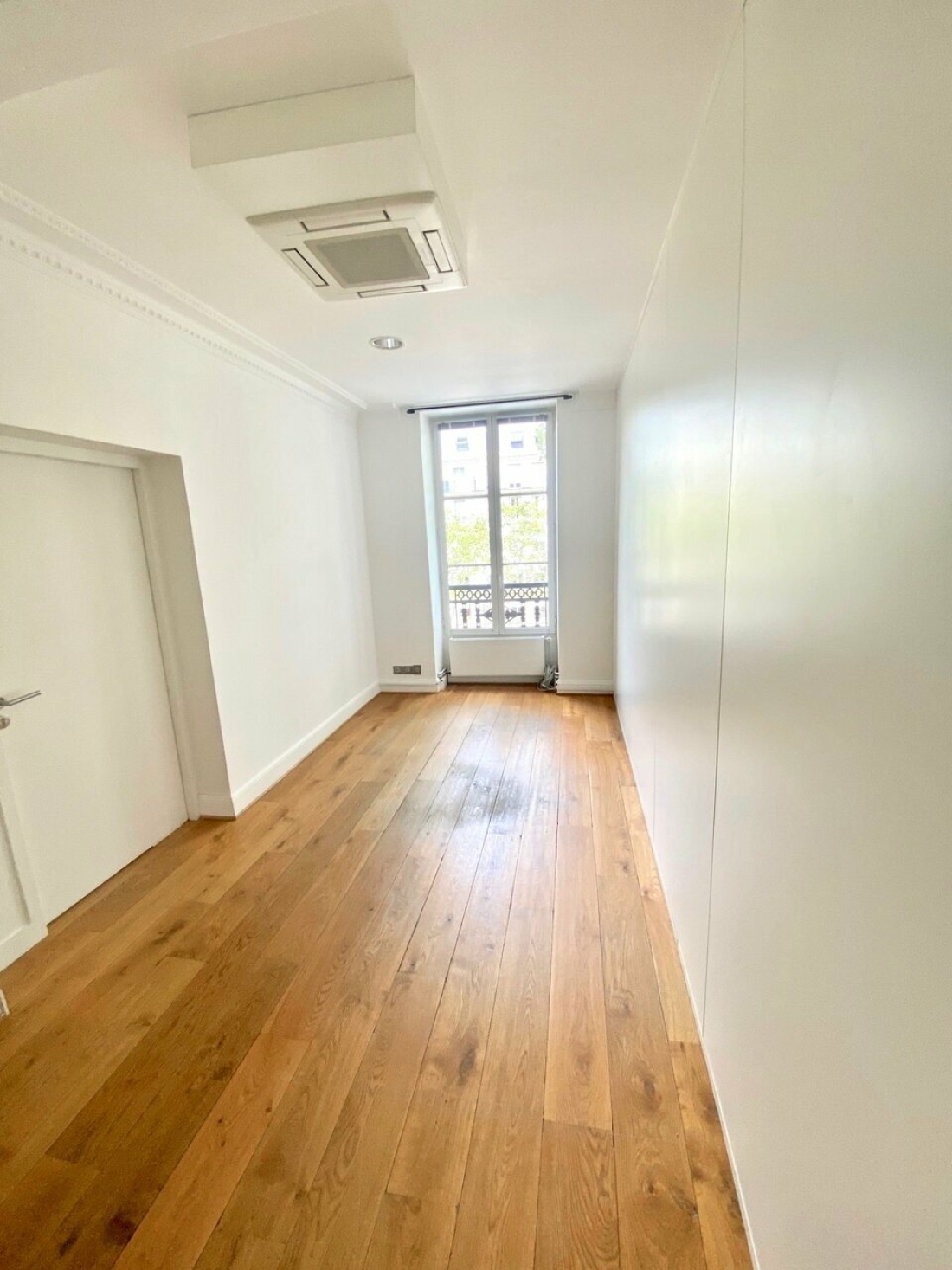 Photo 7 – location bureaux	PARIS (75008)