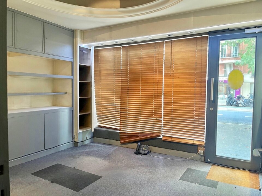 Photo 1 – location commerce	PARIS (75016)