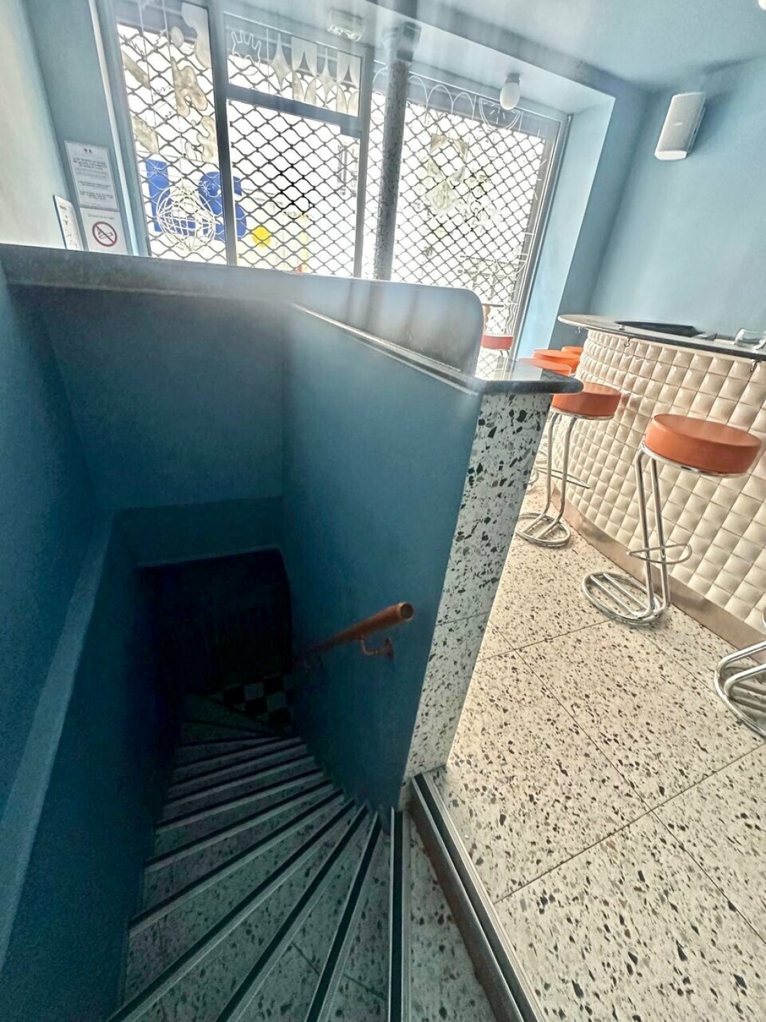 Photo 9 – vente commerce	PARIS (75018)