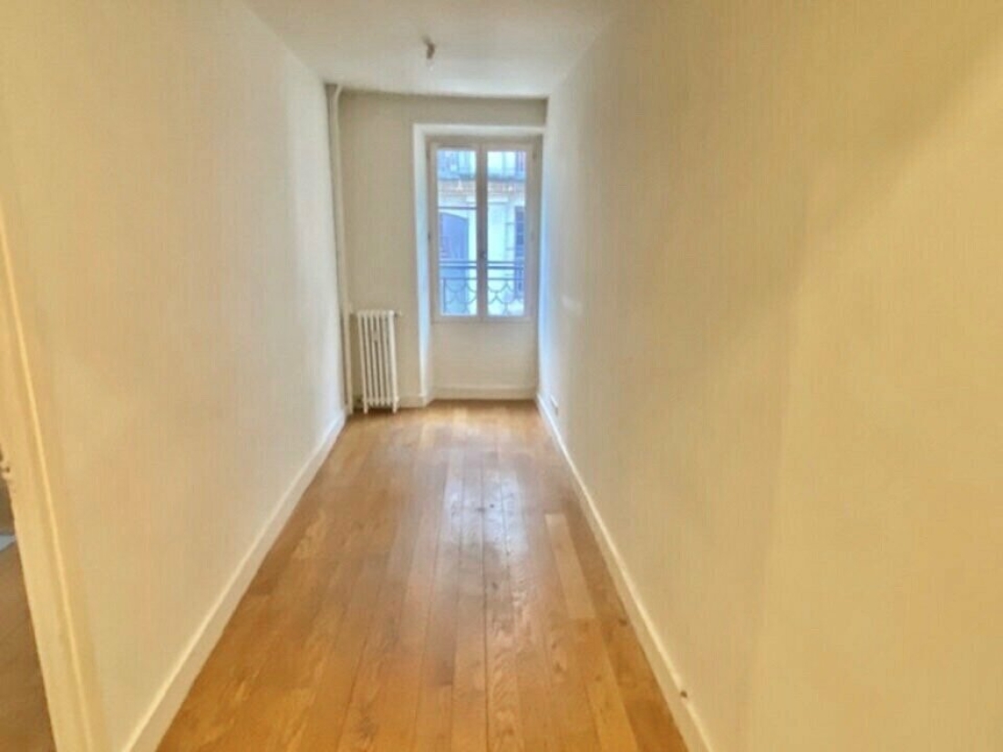 Photo 3 – location bureaux	PARIS (75010)