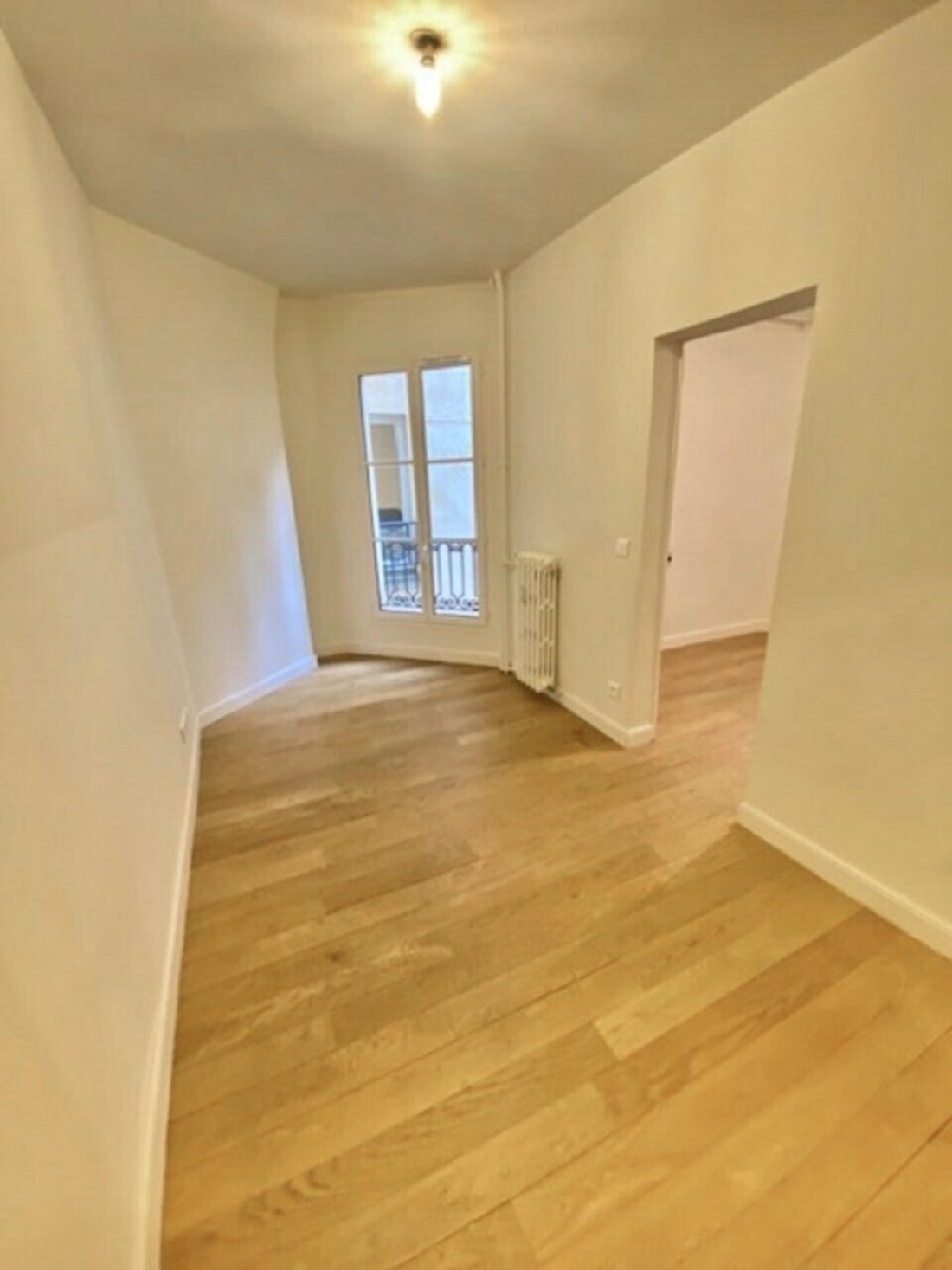 Photo 2 – location bureaux	PARIS (75010)