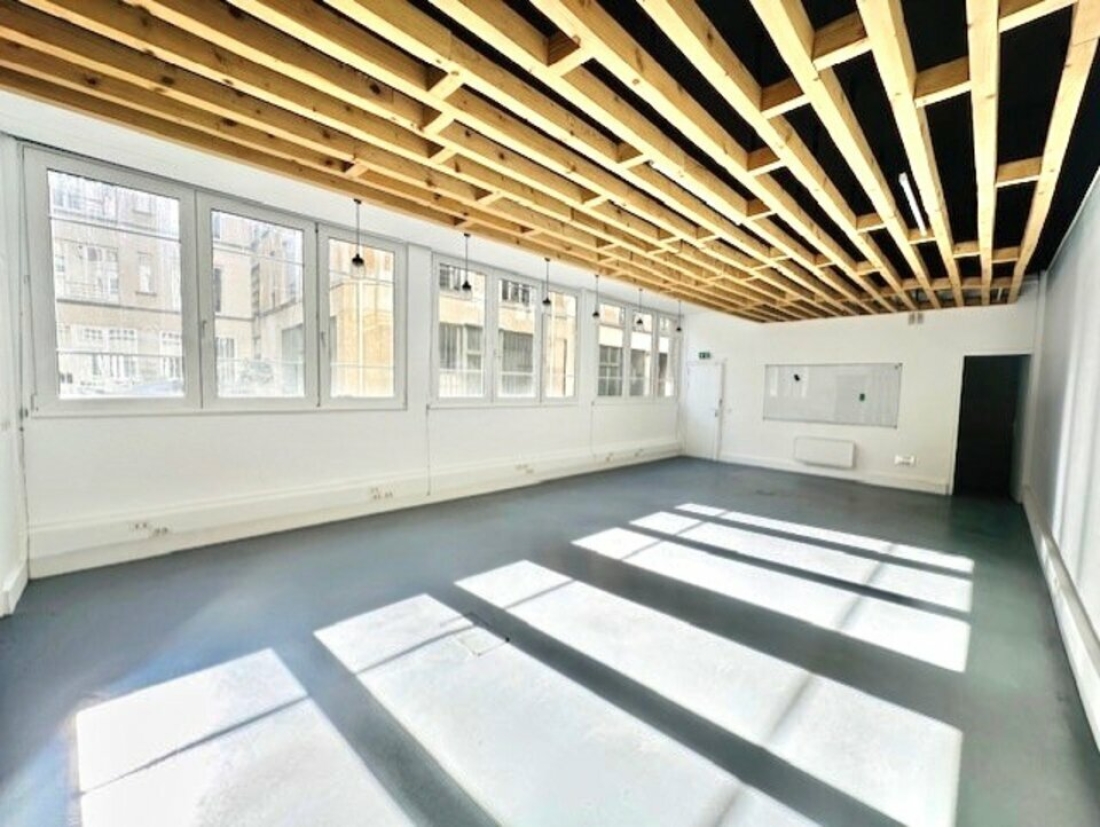 Photo 4 – location bureaux	PARIS (75011)