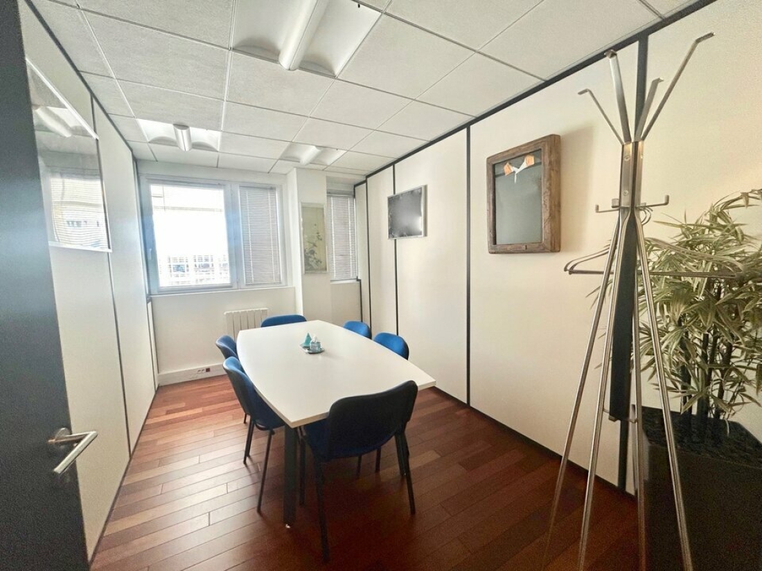 Photo 8 – vente bureaux	BUSSY SAINT GEORGES (77600)