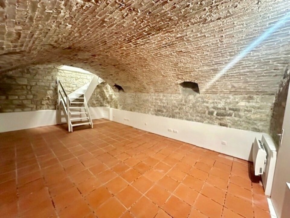 Photo 6 – location commerce	PARIS (75011)