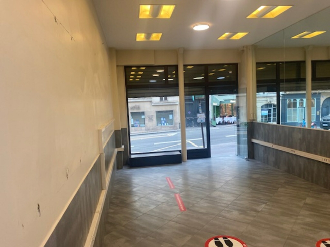 Photo 3 – location commerce	PARIS (75005)