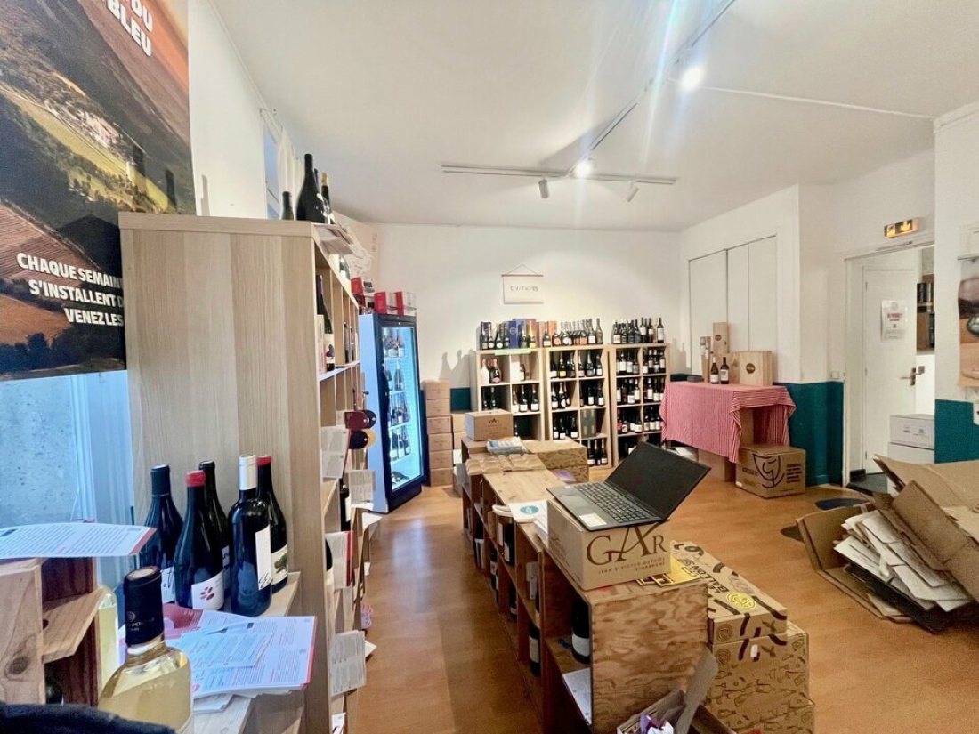 Photo 4 – location commerce	PARIS (75008)