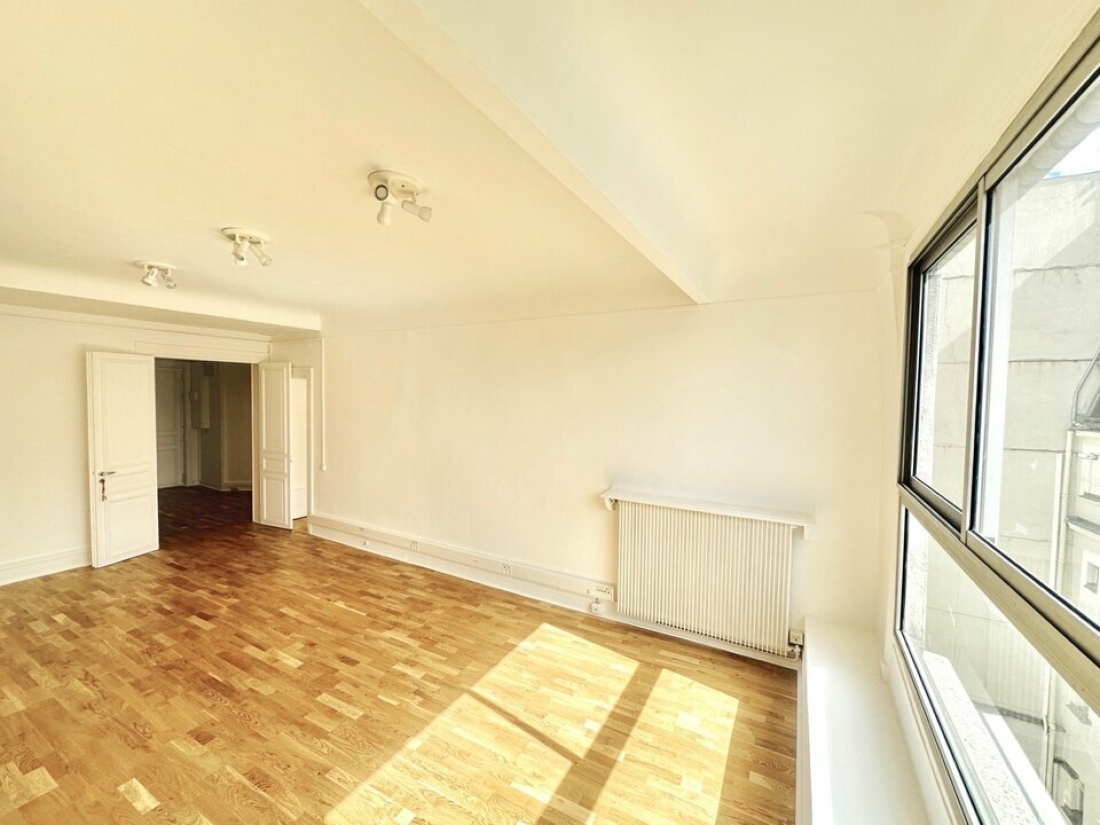 Photo 11 – location bureaux	PARIS (75009)