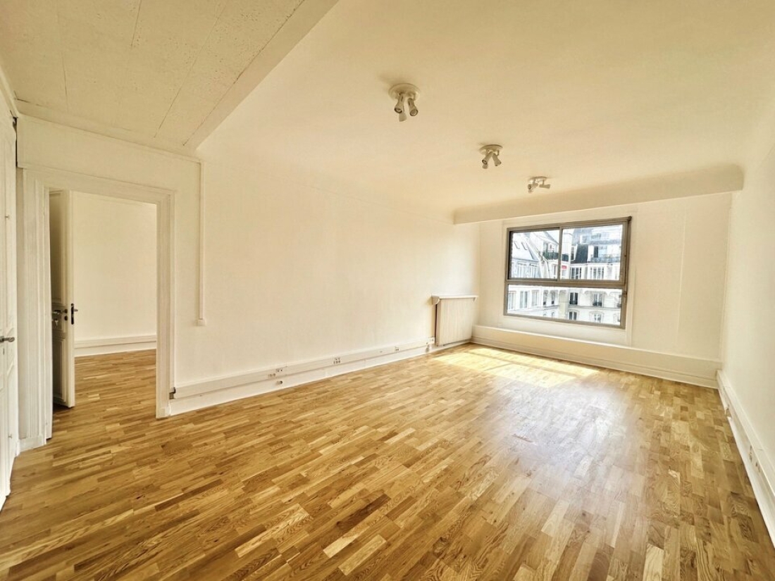 Photo 7 – location bureaux	PARIS (75009)