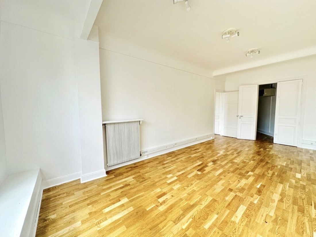 Photo 9 – location bureaux	PARIS (75009)