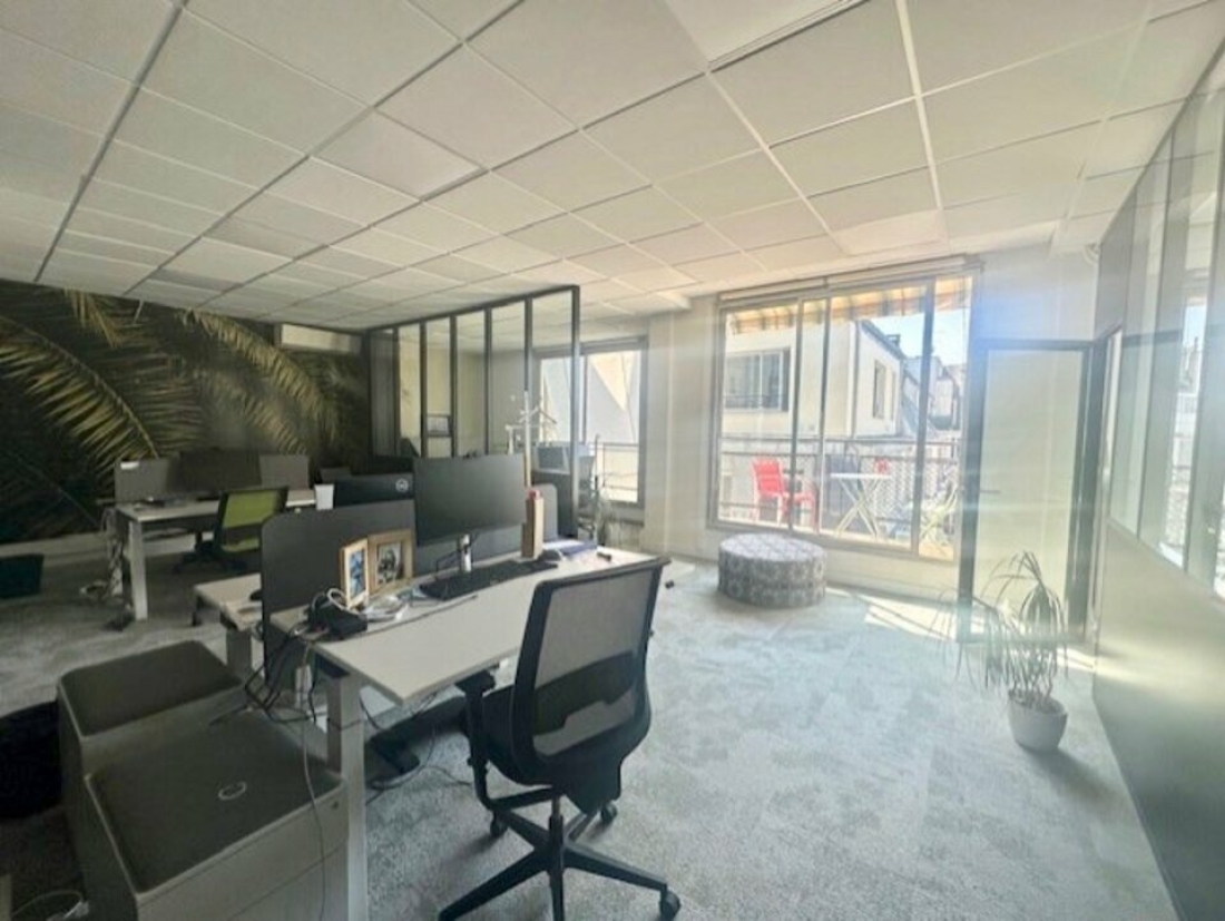 Photo 7 – vente bureaux	PARIS (75009)