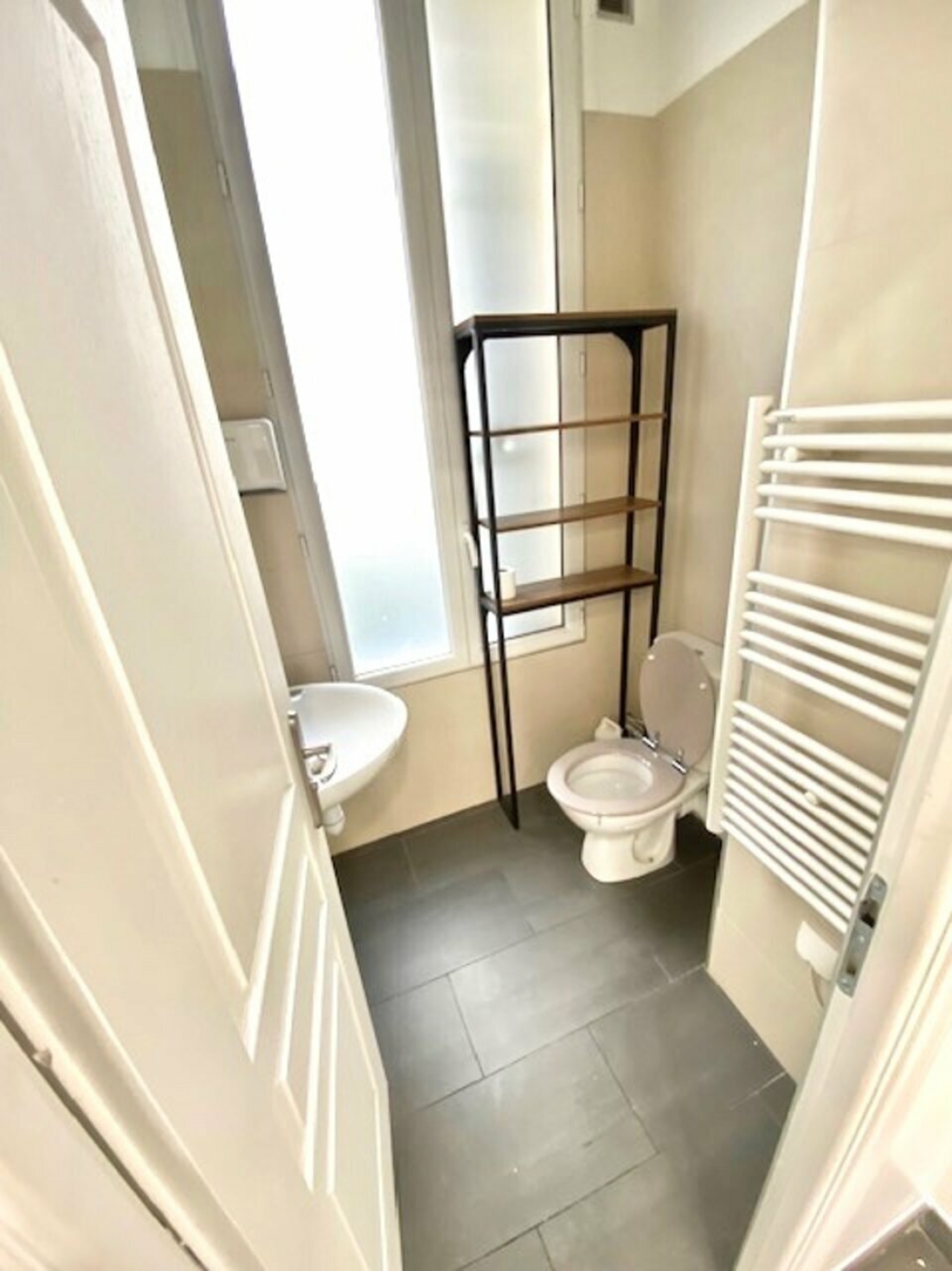 Photo 4 – location commerce	PARIS (75017)