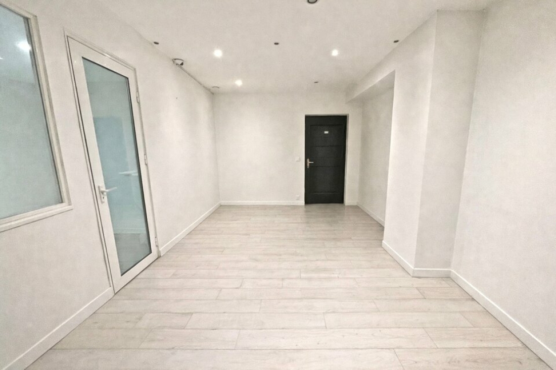 Photo 5 – location bureaux	PARIS (75015)