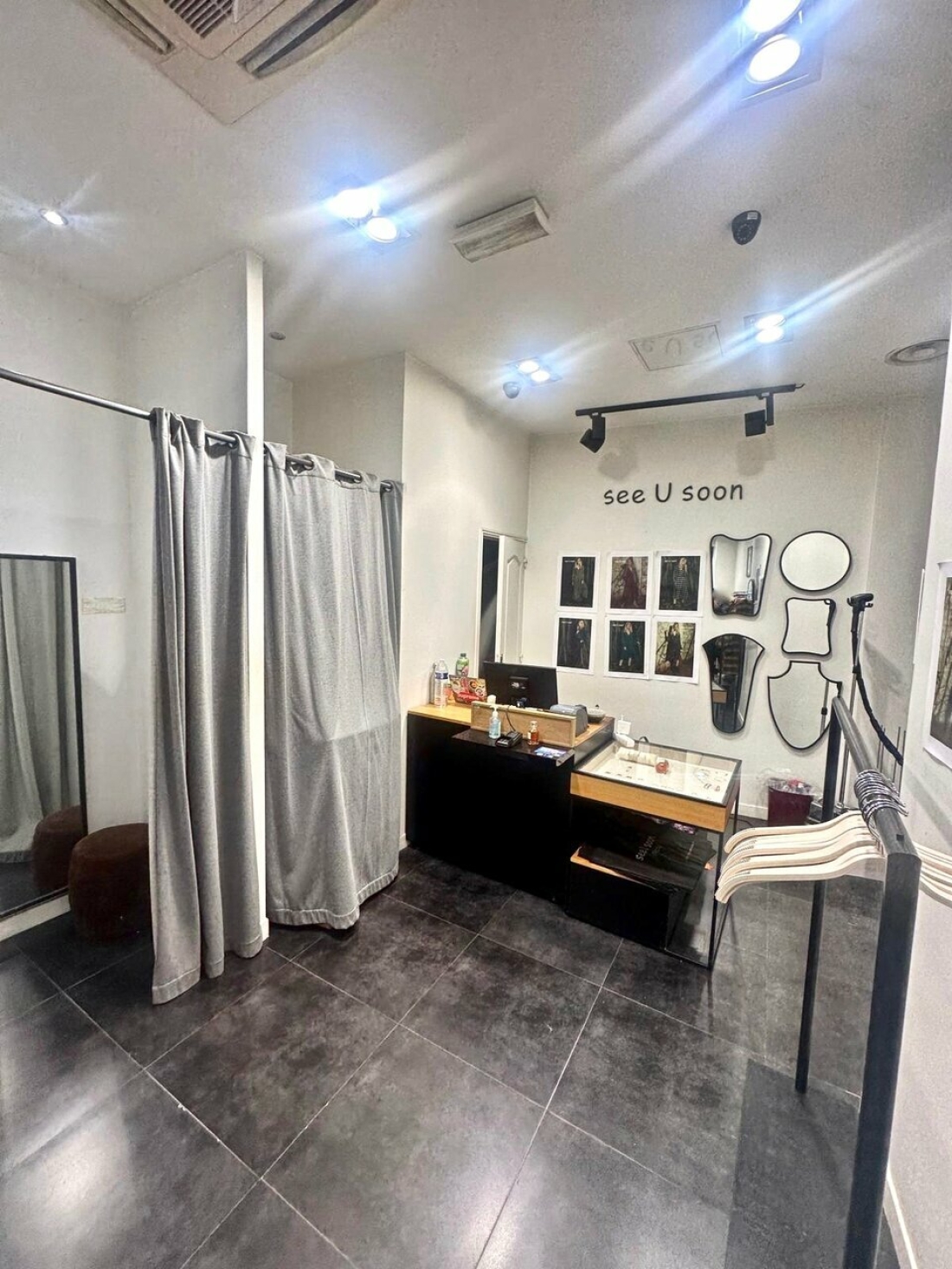 Photo 3 – location commerce	PARIS (75004)