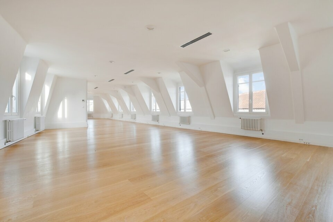 Photo 1 – location bureaux	PARIS (75011)